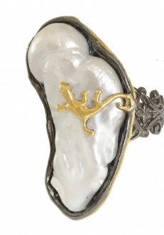 Raw Mother of Pearl Ring with Gold Lizard