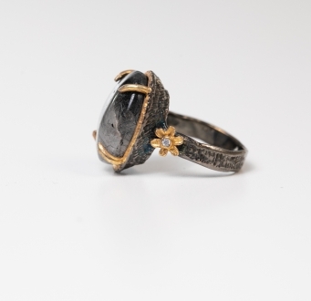 Natural Quartz Crystal Ring Embellished with Flowers