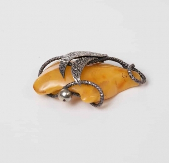 Natural Amber Healing Pendant