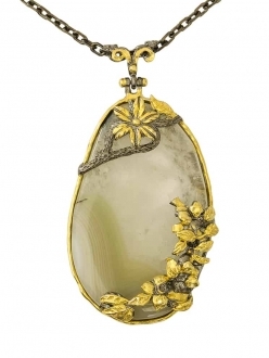 Mother of Pearl Pendant with Gold Flowers